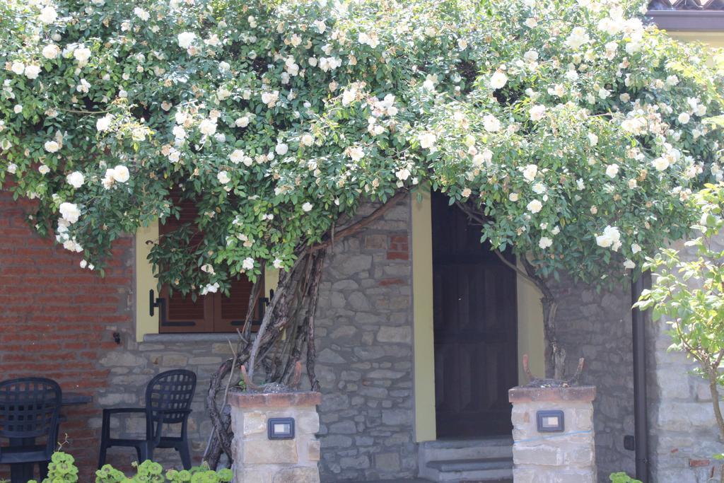 La Casa Di Valerio Villa Montabone Eksteriør billede